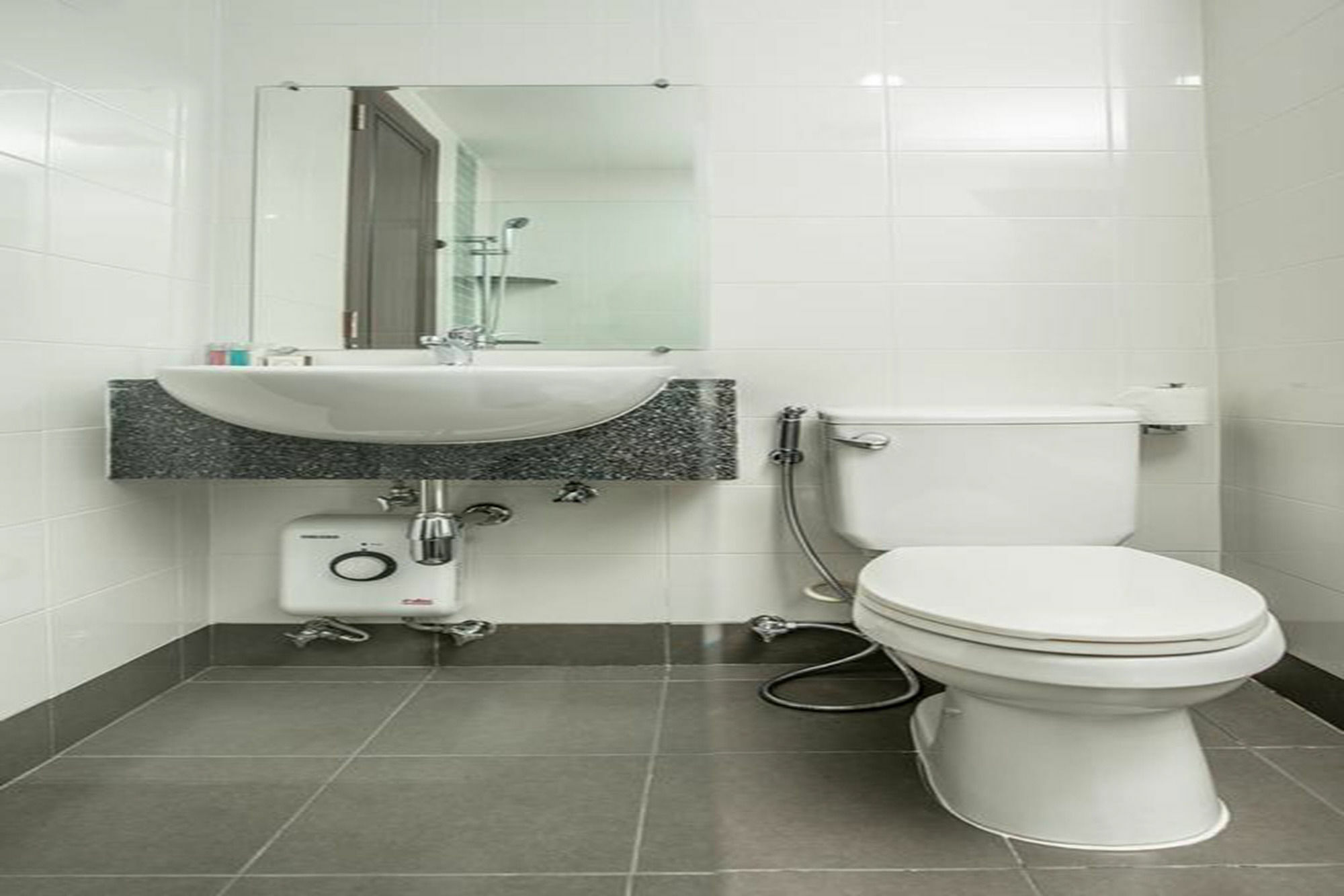 Winner Sriracha Serviced Apartment Si Racha Ngoại thất bức ảnh
