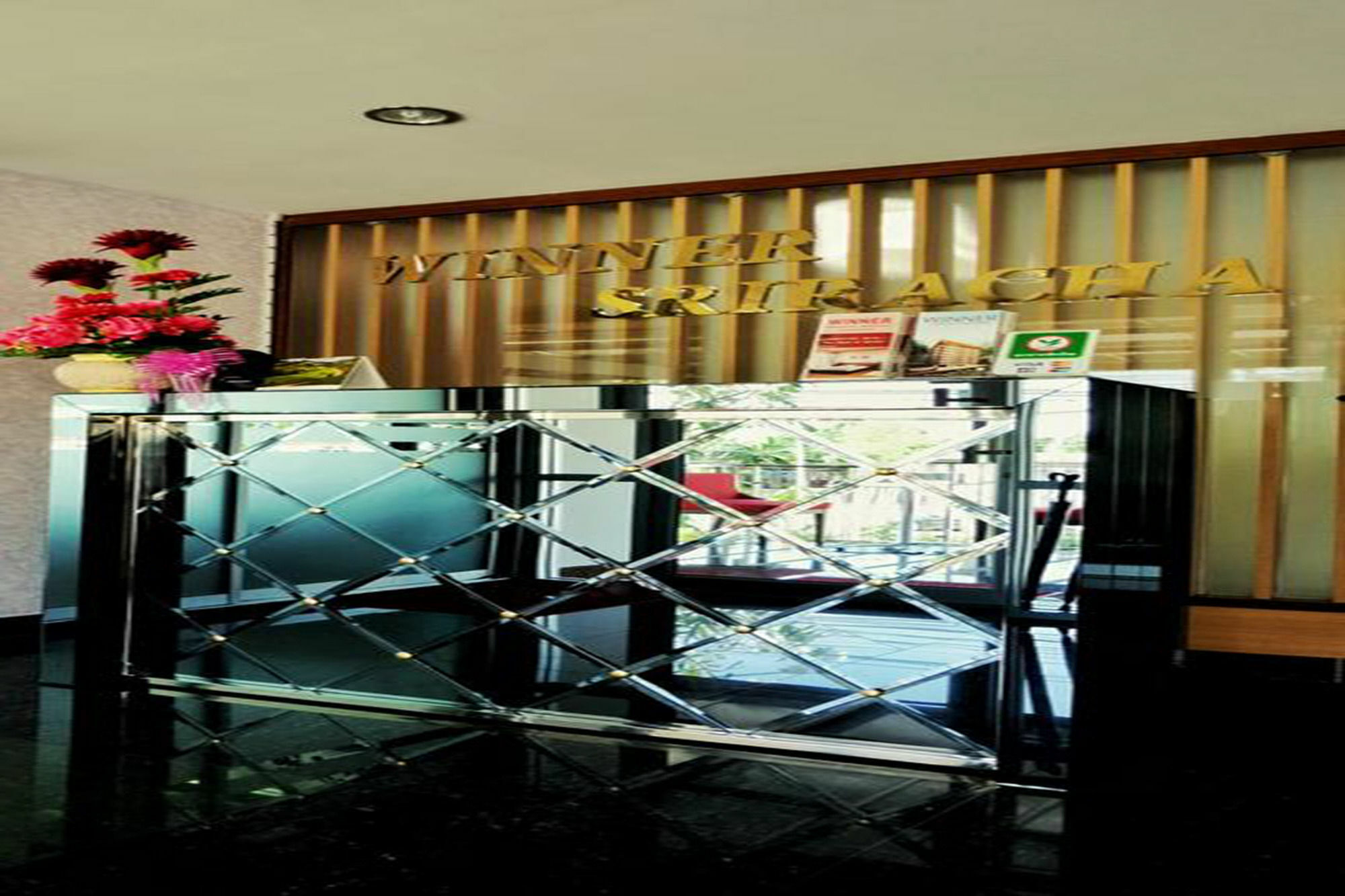 Winner Sriracha Serviced Apartment Si Racha Ngoại thất bức ảnh
